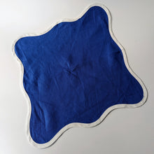 Load image into Gallery viewer, Indigo Orchid Linen Napkin - Set of 8