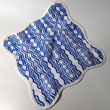 Load image into Gallery viewer, Indigo Orchid Linen Napkin - Set of 8