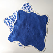 Load image into Gallery viewer, Indigo Orchid Linen Napkin - Set of 8