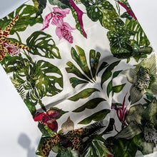 Load image into Gallery viewer, Commercial Work : CORPORATE GIFTING, PAN PACIFIC HOTELS GROUP