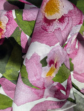 Load image into Gallery viewer, Vanda Miss Joachim Tea Towel