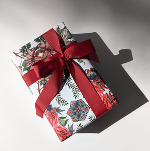 Festive Art Paper Gift Wrap Set